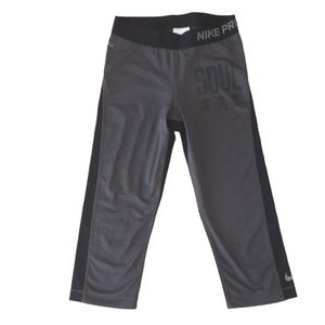 Nike Pro Soulcycle Capri Length leggings